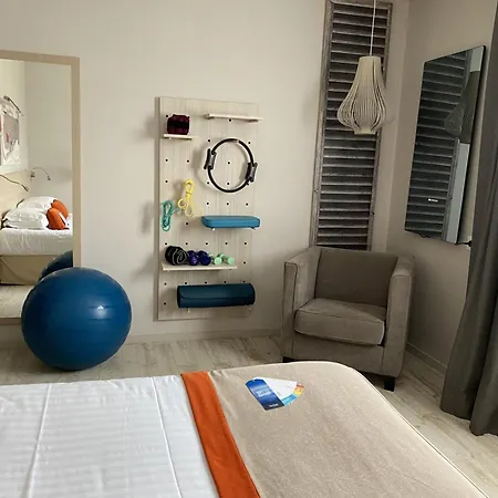 Kyriad Prestige Centre-palais Des Arts 4* Vannes